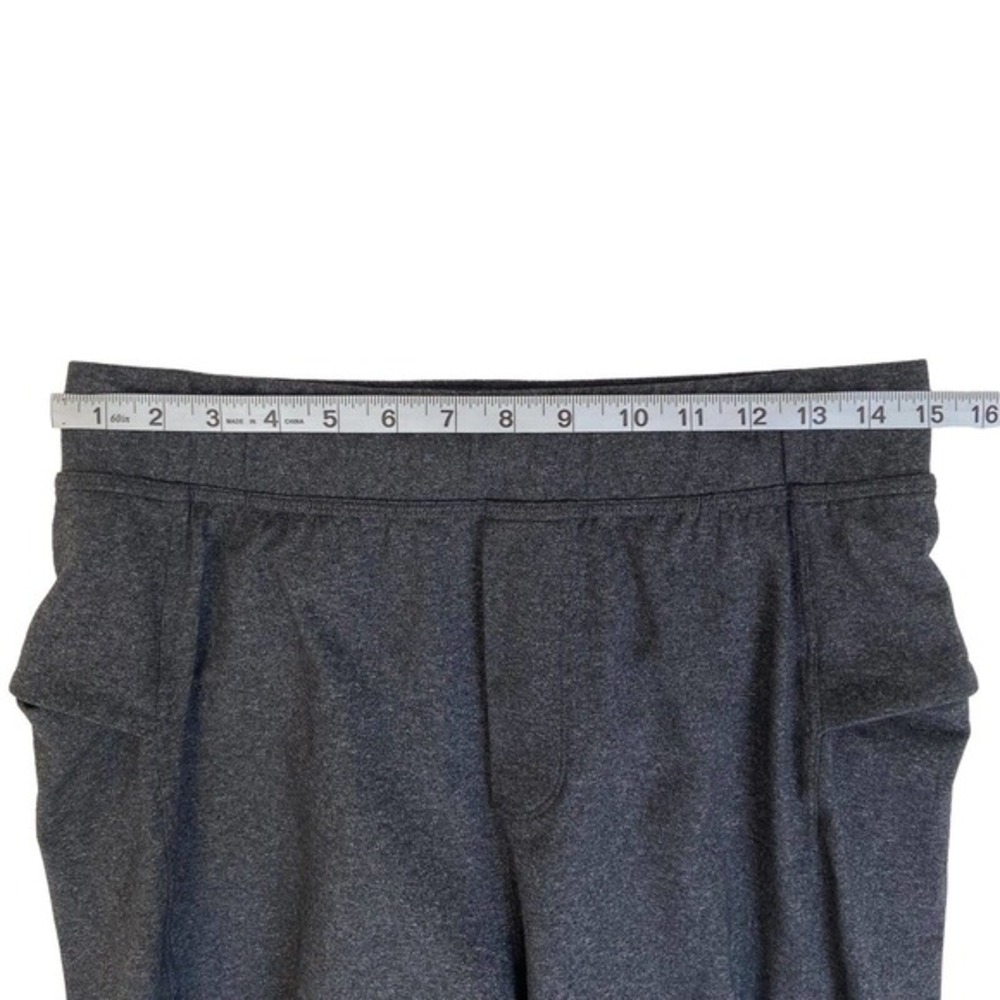Lululemon Men’s Gray Drawstring Unlined Shorts‎ Size Medium - Picture 3 of 7